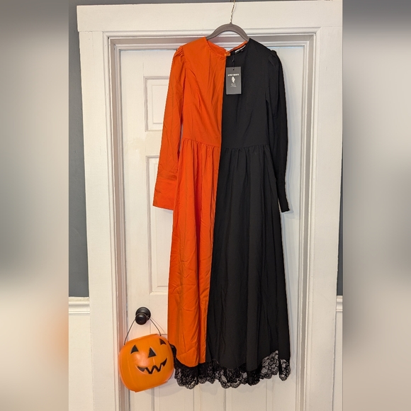 Lively Ghosts Daughter Salem Dress NEW Medium Halloween Goth Orange Black - Picture 7 of 15